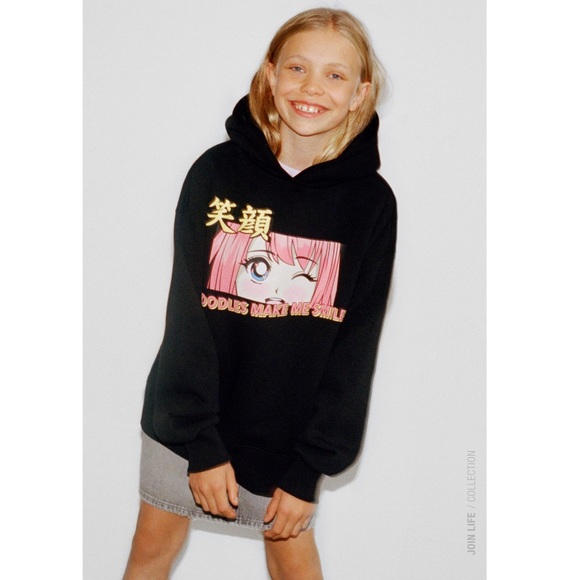 ZARA MANGA HOODIE SWEATSHIRT - Picture 1 of 6